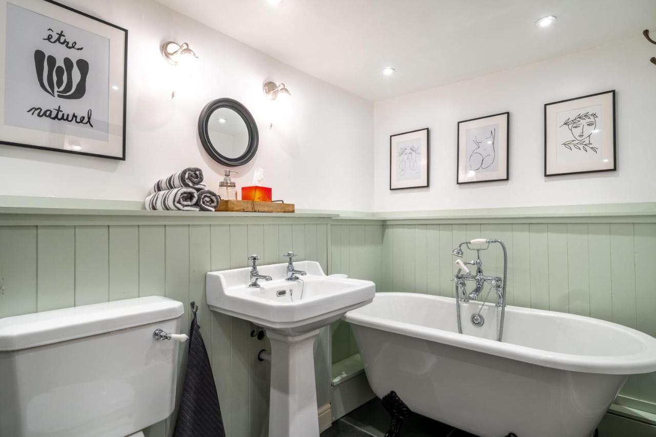 Low Nook Cottage - Gorgeous decor Broughton-in-Furness Extérieur photo